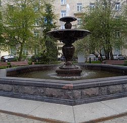 Фонтан на проспекте Ленина Фонтан на проспекте Ленина