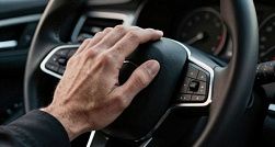 В России намерены запретить выплаты по ОСАГО более 400 тысяч В России намерены запретить выплаты по ОСАГО более 400 тысяч