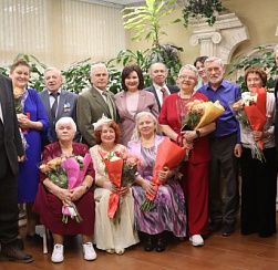 Золотые и бриллиантовые Золотые и бриллиантовые