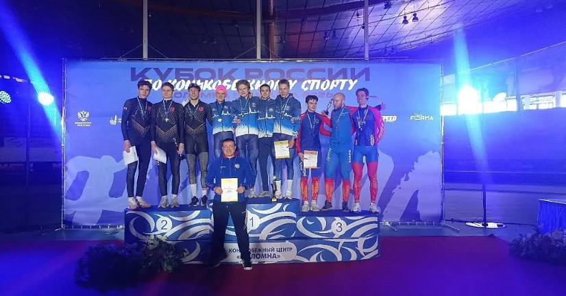 Колпинские конькобежцы стали призёрами Кубка России