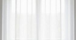 Госдума приняла два закона, усиливающих госконтроль за тарифами на услуги ЖКХ Госдума приняла два закона, усиливающих госконтроль за тарифами на услуги ЖКХ