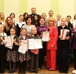 В здании колпинского муниципалитета состоялось вручение благодарственных писем В здании колпинского муниципалитета состоялось вручение благодарственных писем