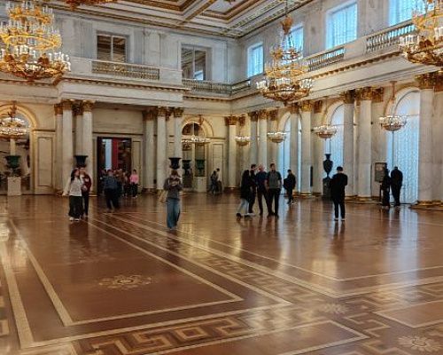 Эрмитаж обновил прайс на абонементы